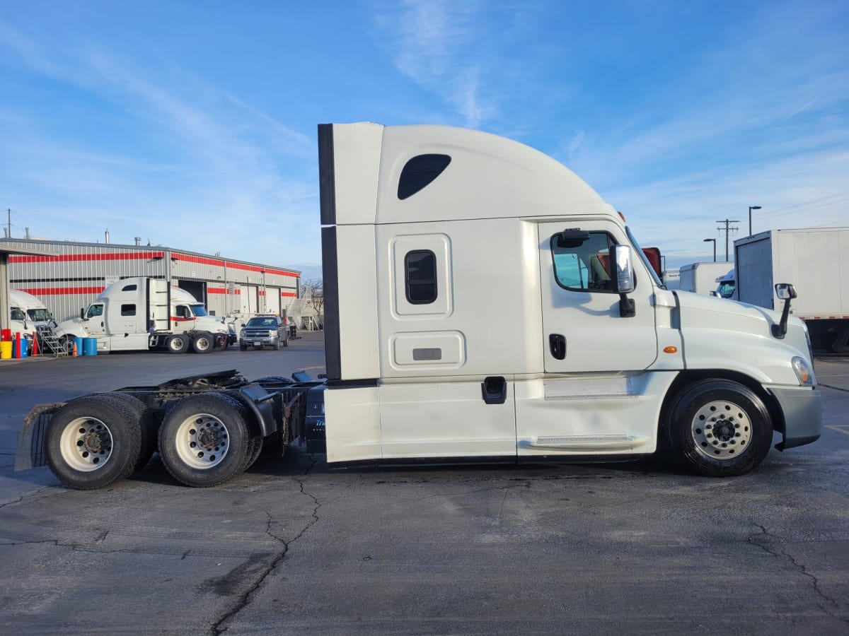 2018 Freightliner/Mercedes CASCADIA 125 684627