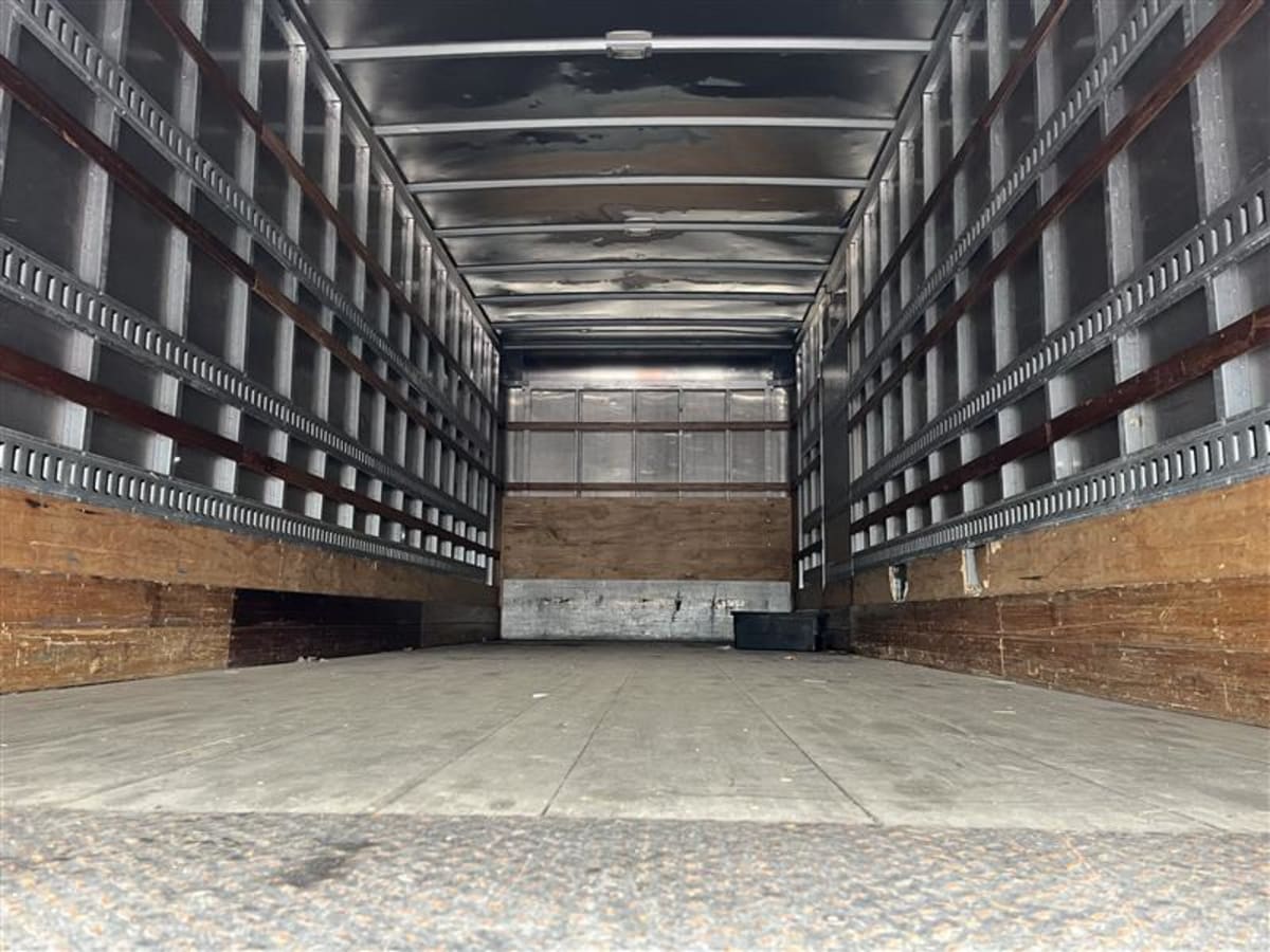 2018 Navistar International 4300 684690