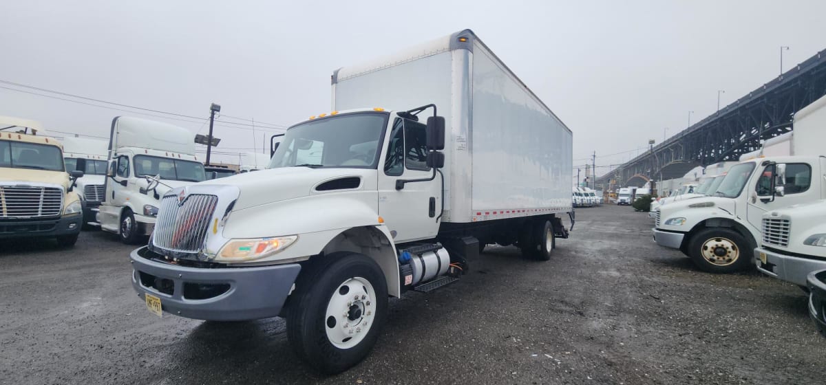 2018 Navistar International 4300 684695