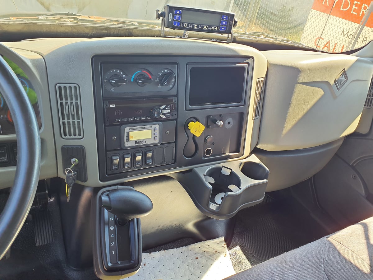 2018 Navistar International 4300 684718