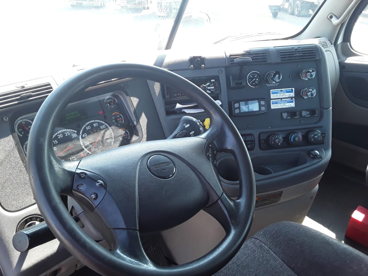 2018 Freightliner/Mercedes CASCADIA 125 684767