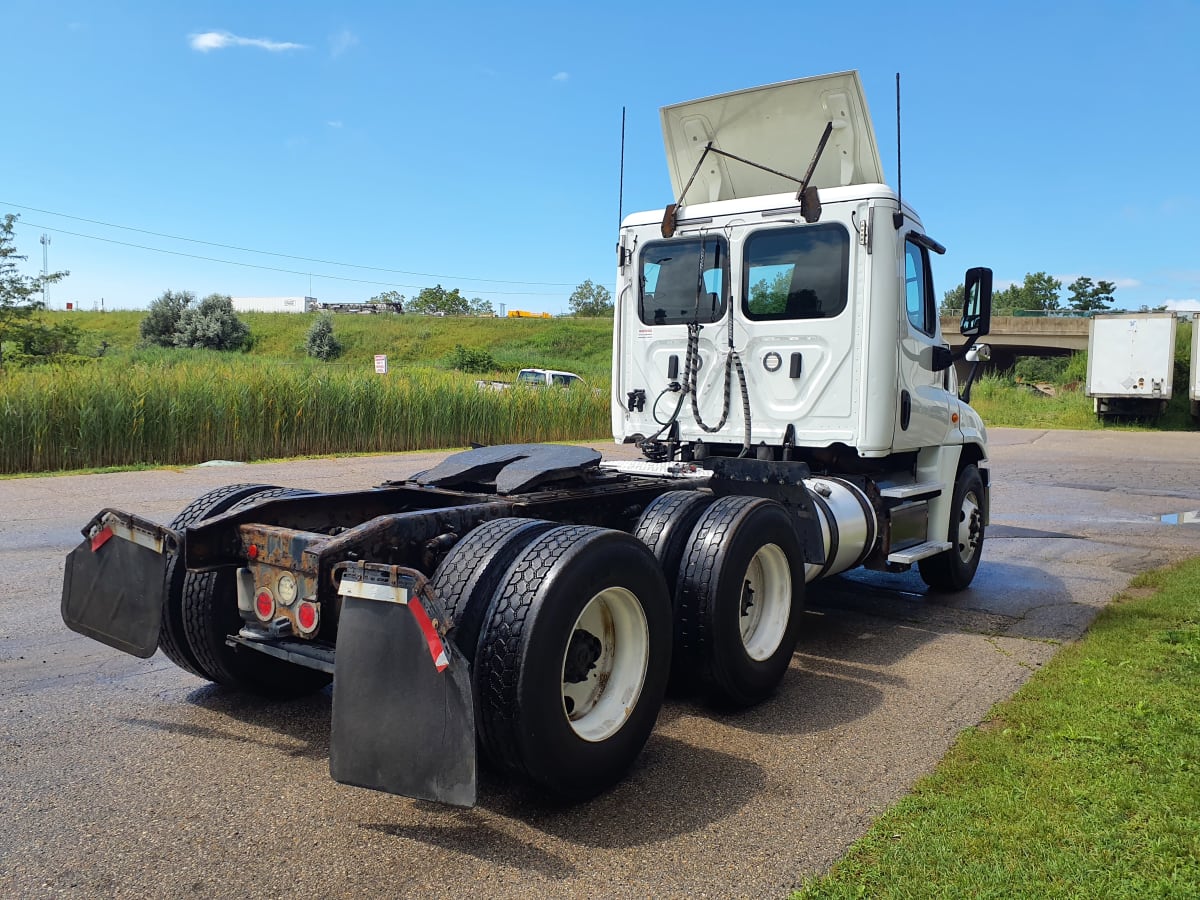 2018 Freightliner/Mercedes CASCADIA 125 684773