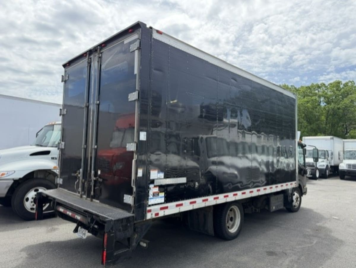 2017 Isuzu NPR 684808