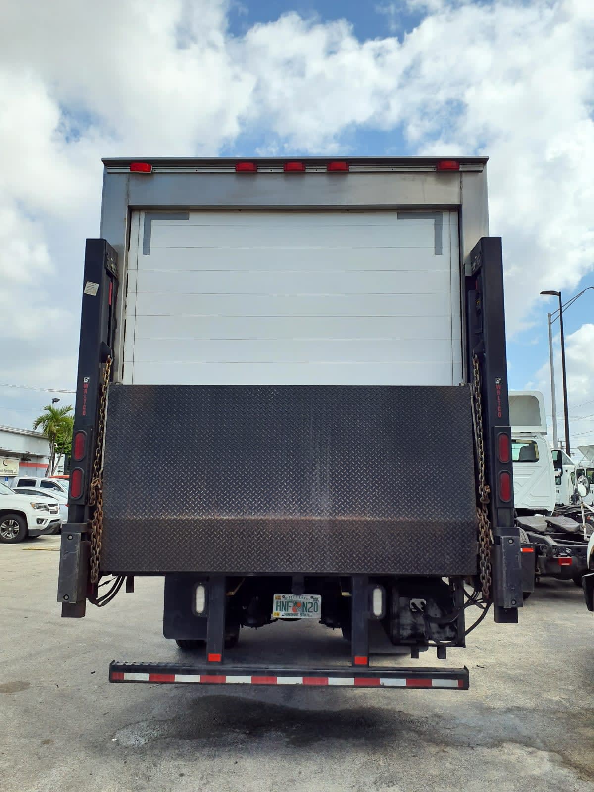 2018 International 4300 in Miami, FL — photo 5