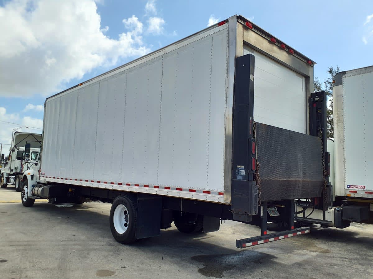 2018 International 4300 in Miami, FL — photo 6