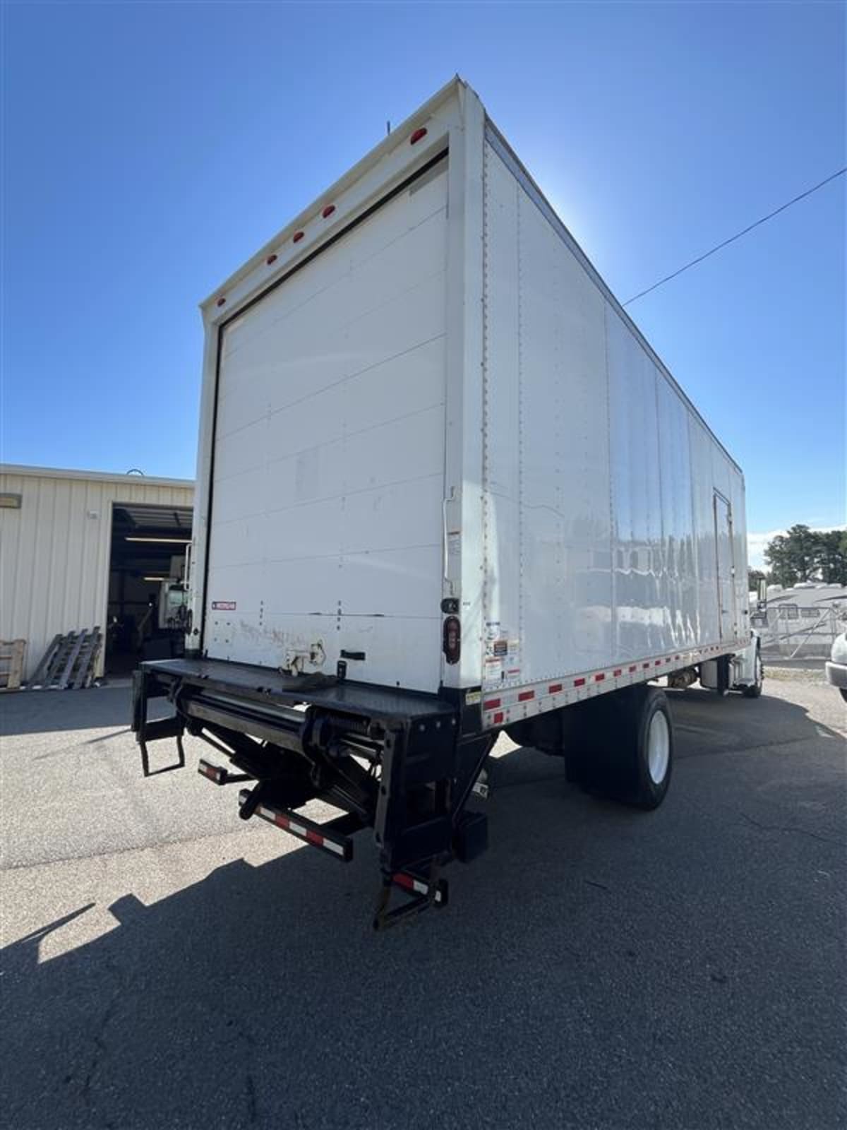 2018 Freightliner/Mercedes M2 106 684832