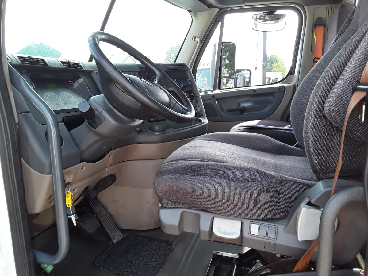 2018 Freightliner/Mercedes CASCADIA 125 684848