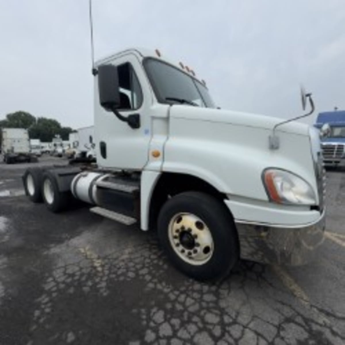 2018 Freightliner                   CASCADIA 125                   684850