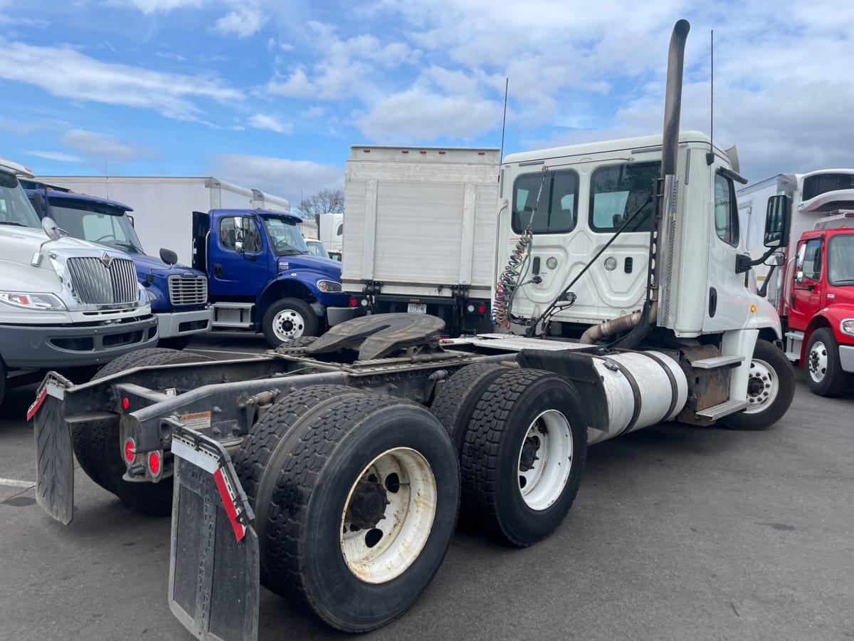 2018 Freightliner/Mercedes CASCADIA 125 684861