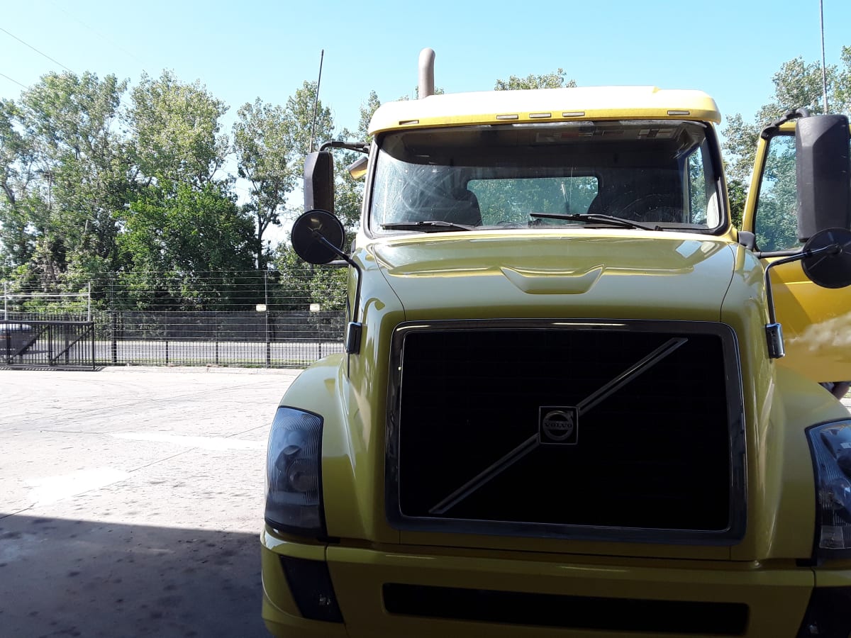 2018 Volvo VNL64TRACTOR 684869