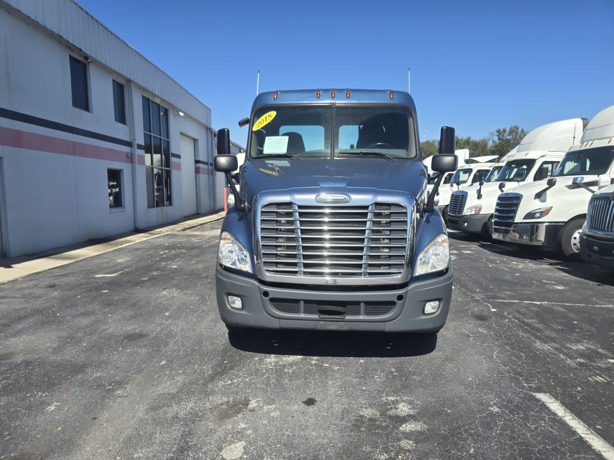 2018 Freightliner - image 2
