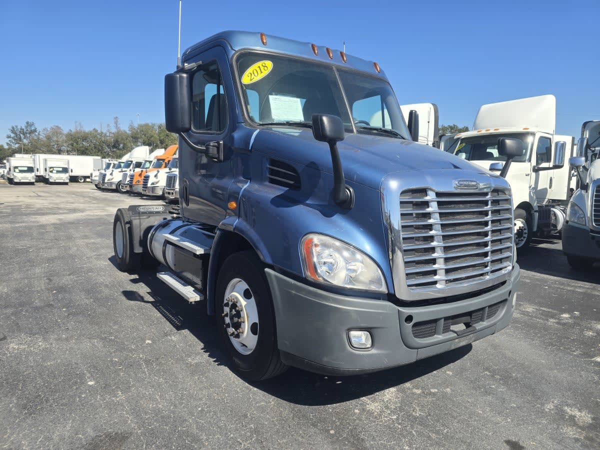 2018 Freightliner - image 1
