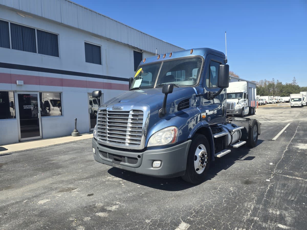 2018 Freightliner - image 3
