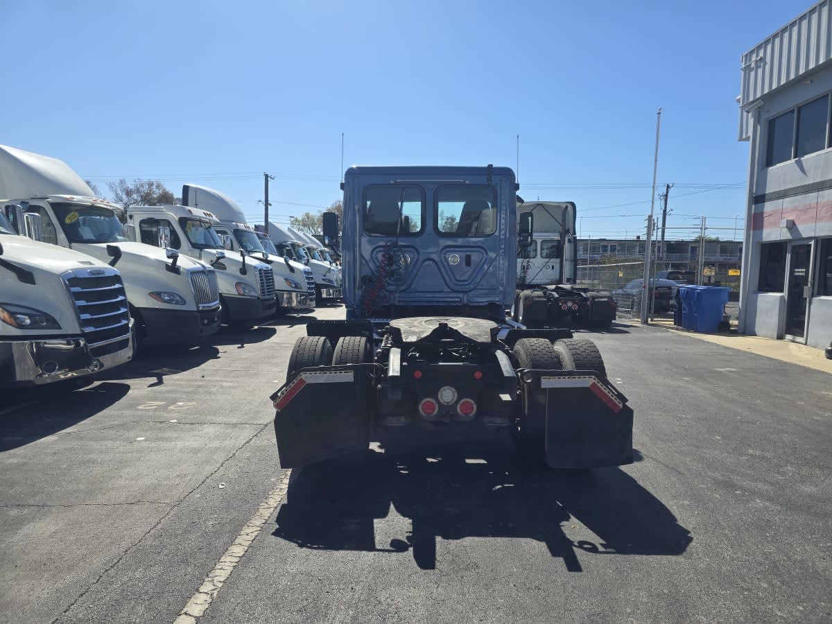 2018 Freightliner - image 5