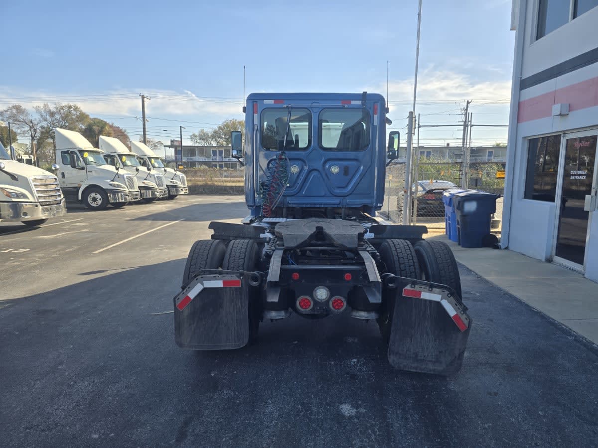 2018 Freightliner - image 5