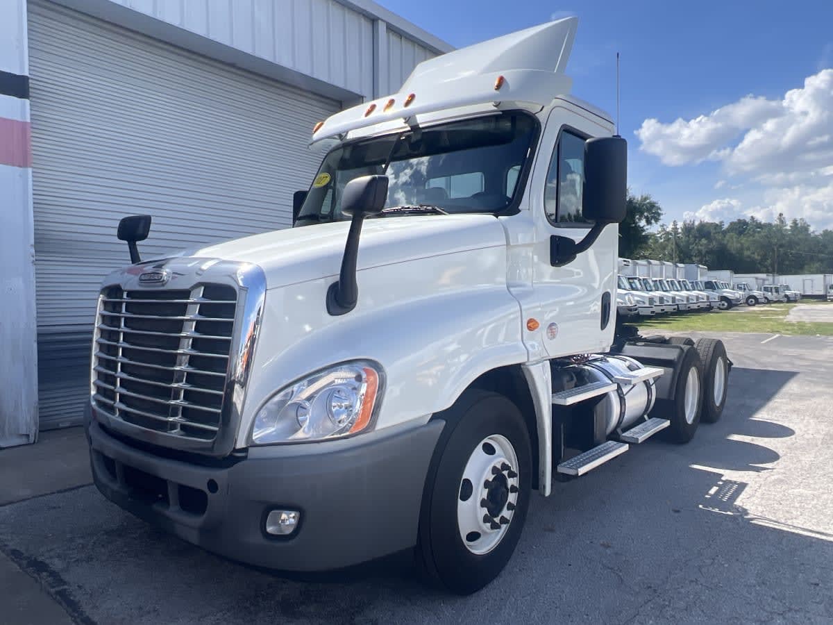2018 Freightliner CASCADIA 125 684927 2018 Freightliner CASCADIA 125 684927