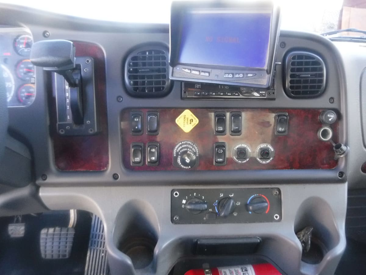 2018 Freightliner/Mercedes M2 106 684934