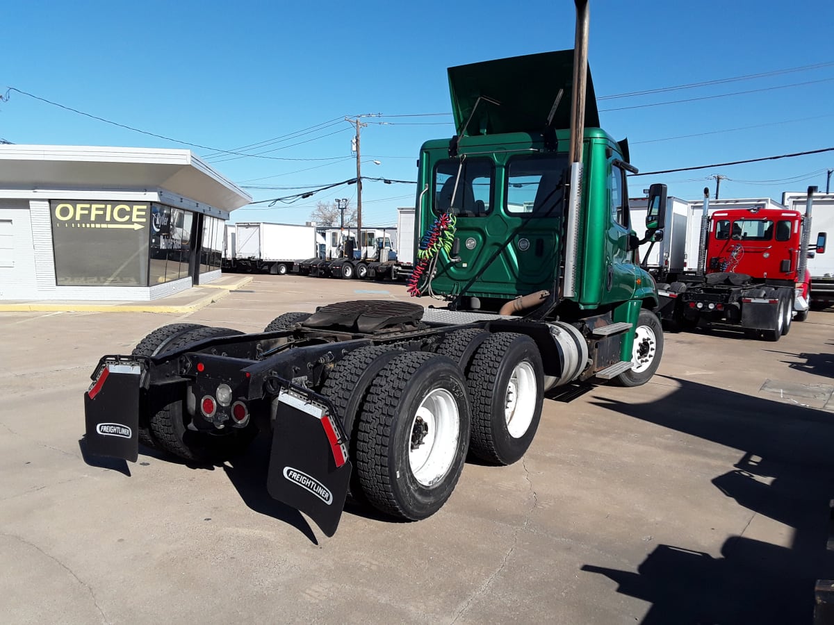 2018 Freightliner/Mercedes CASCADIA 125 684953