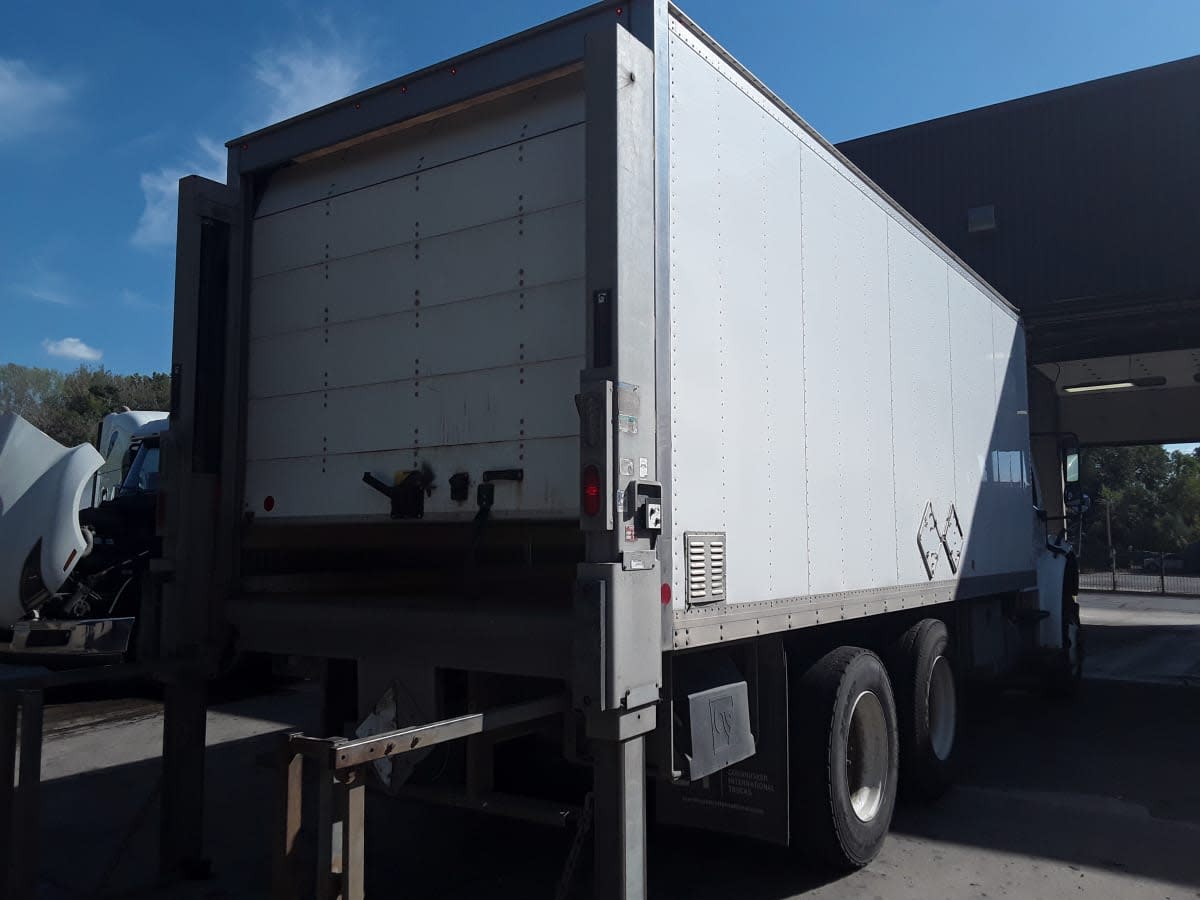 2018 Freightliner M2 106 685049