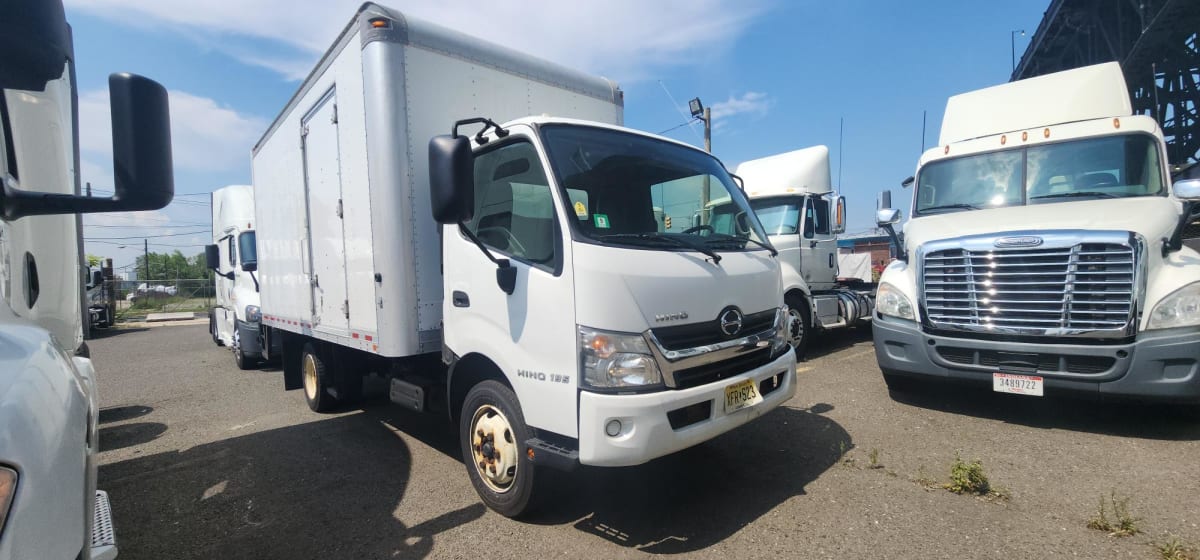 2018 Hino HINO 195 685061