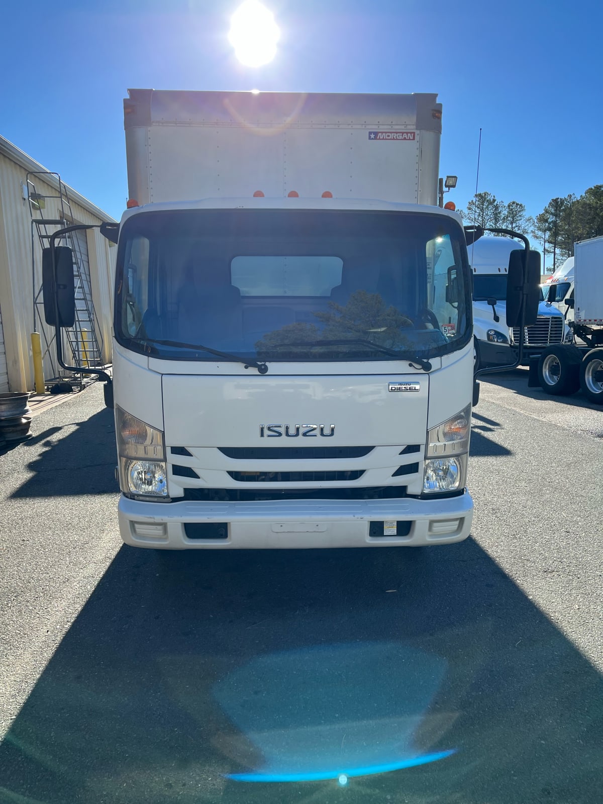 2017 Isuzu NPR 685086