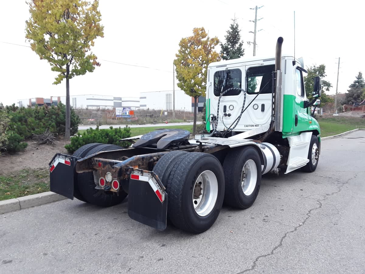 2018 Freightliner CASCADIA 125 685102