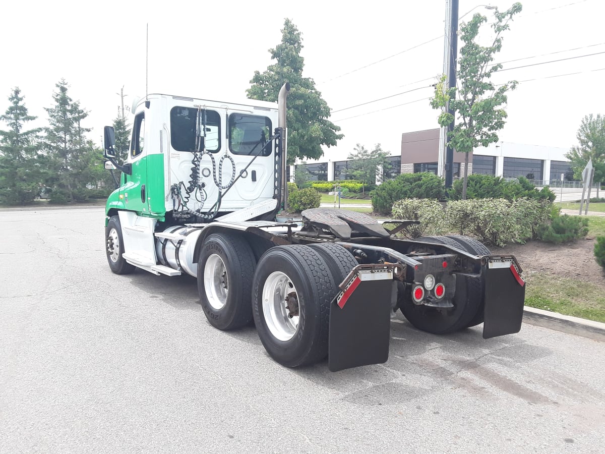 2018 Freightliner/Mercedes CASCADIA 125 685105