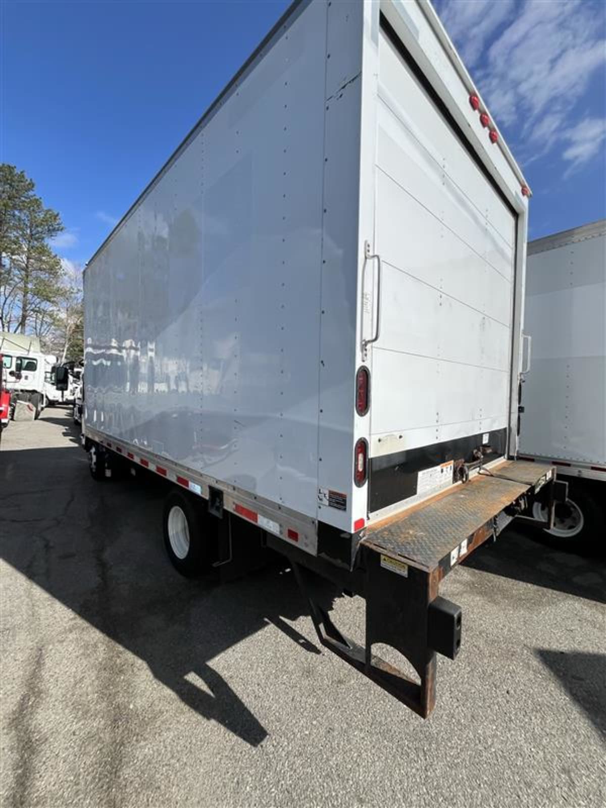 2017 Isuzu NPR HD 685136