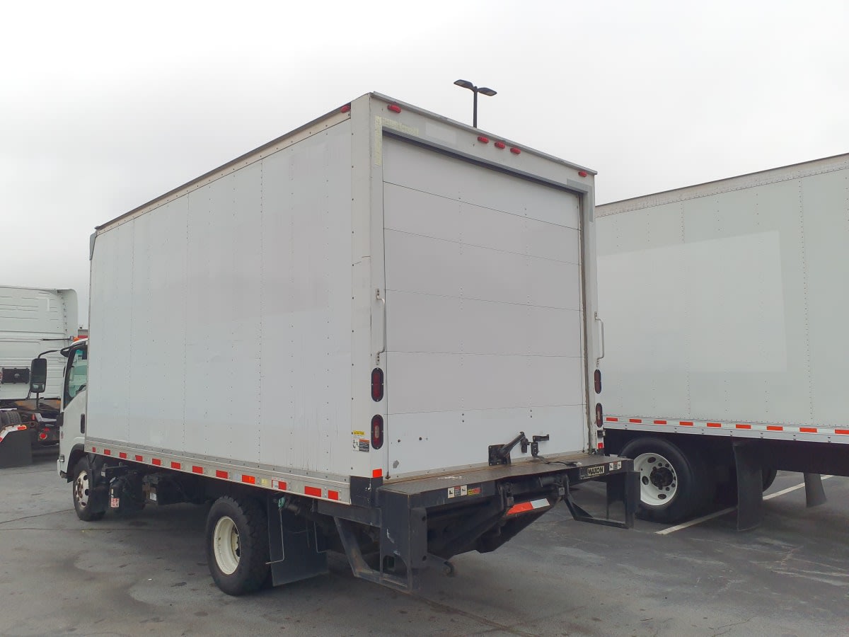 2017 Isuzu NPR HD 685137