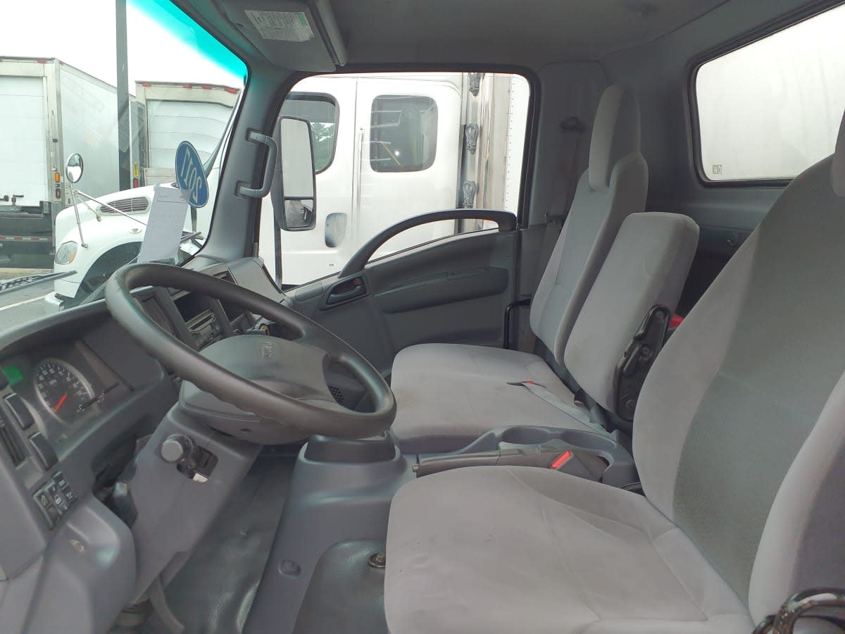 2017 Isuzu NPR HD 685137