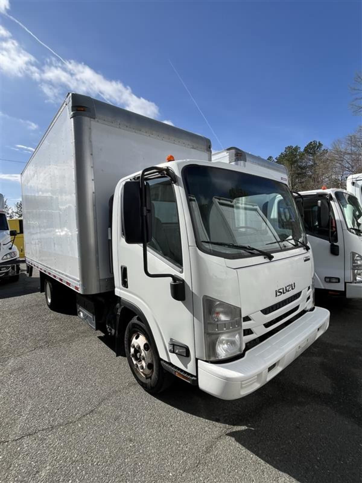 2017 Isuzu NPR HD 685143