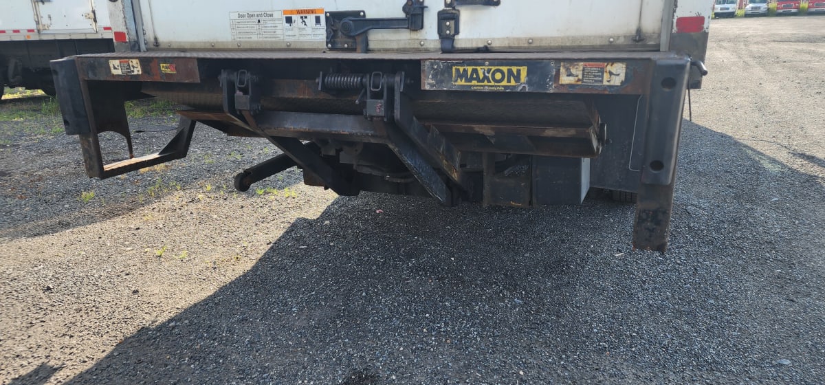 2017 Isuzu NPR HD 685165