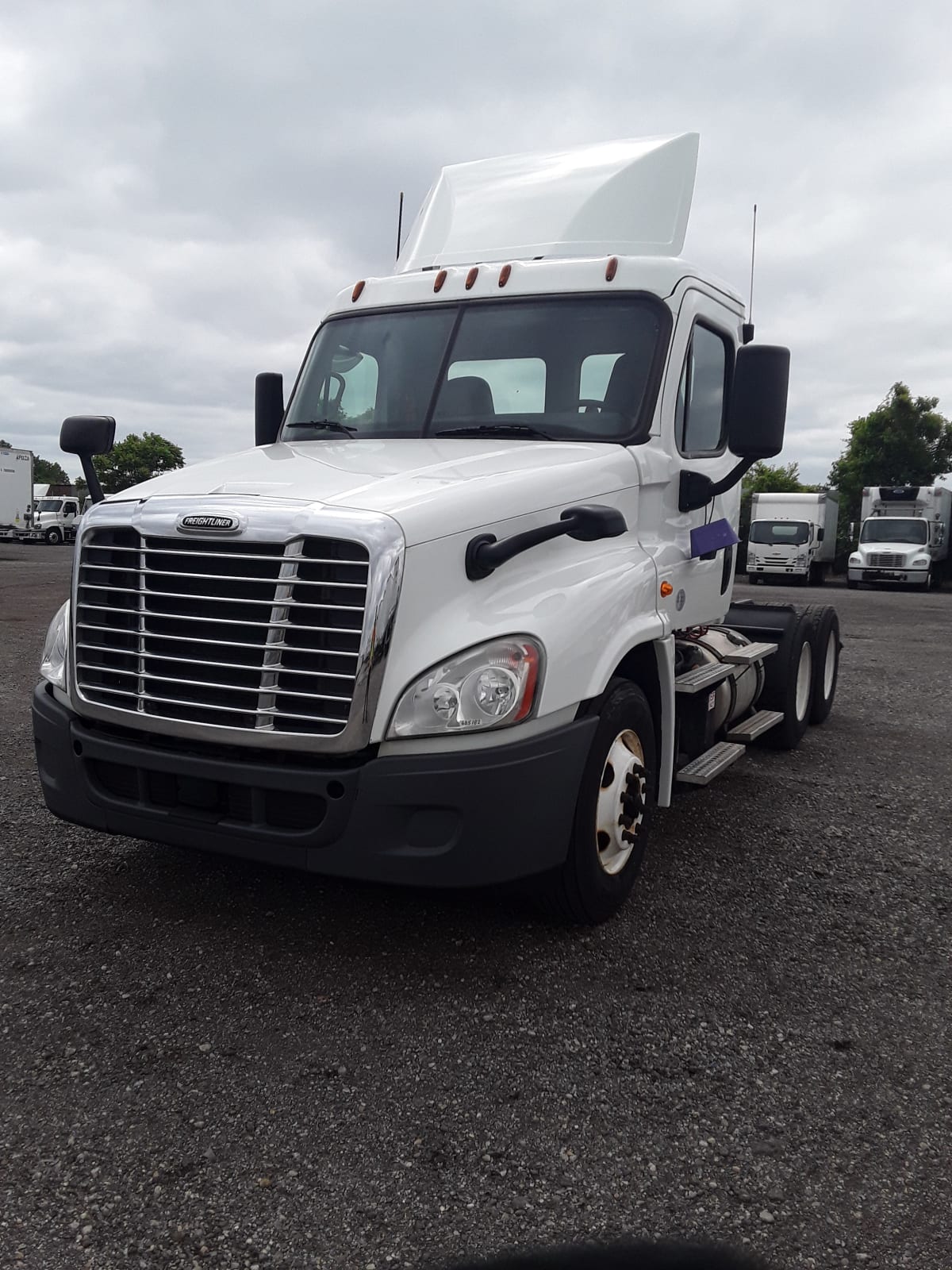 2018 Freightliner/Mercedes CASCADIA 125 685182