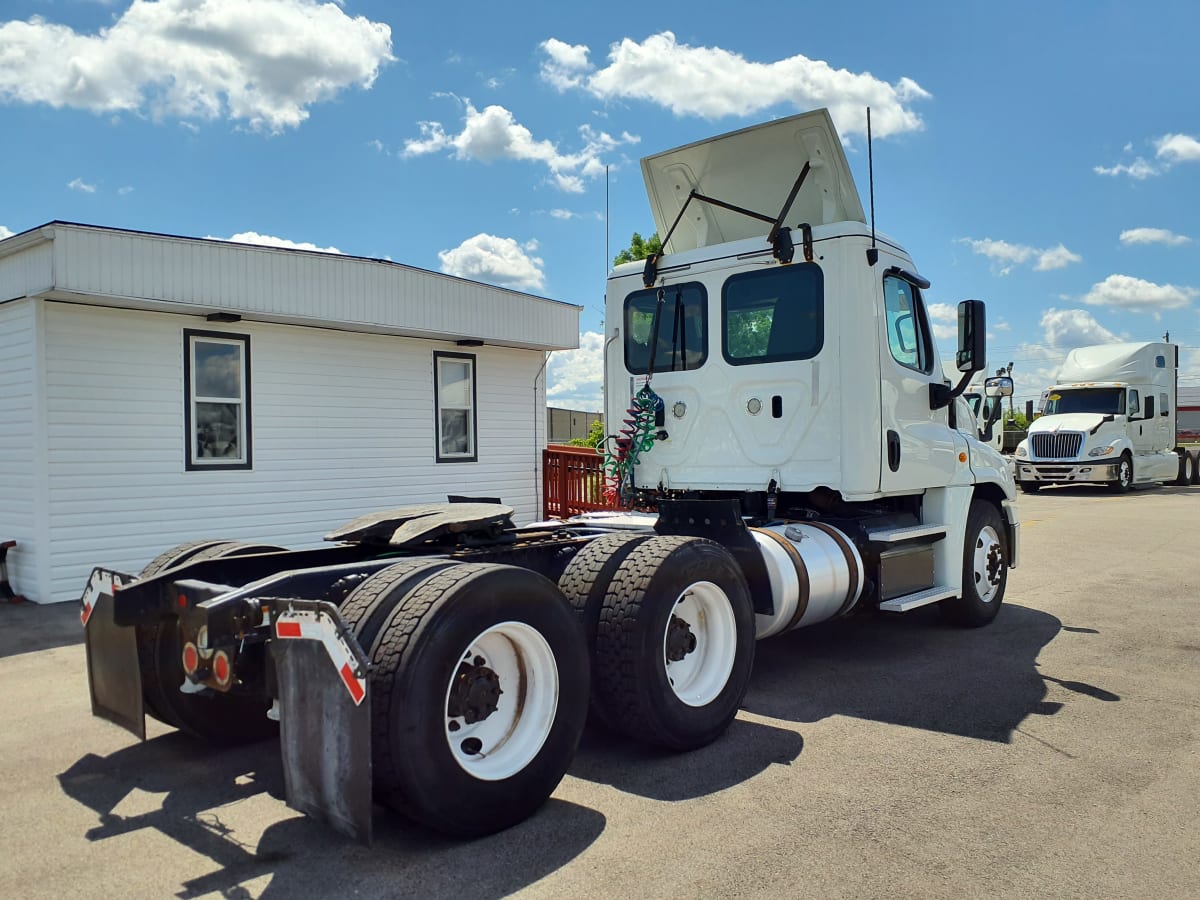 2018 Freightliner/Mercedes CASCADIA 125 685189