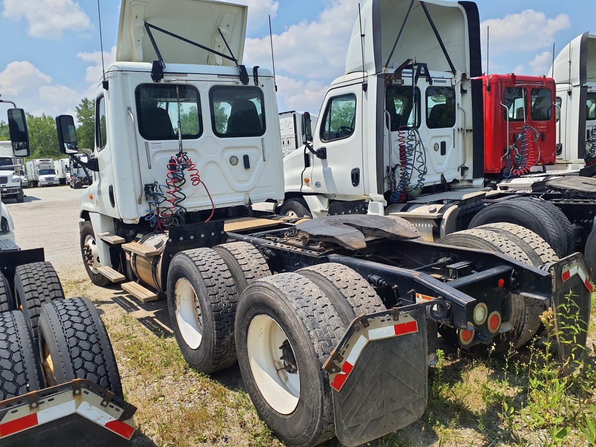 2018 Freightliner/Mercedes CASCADIA 125 685193