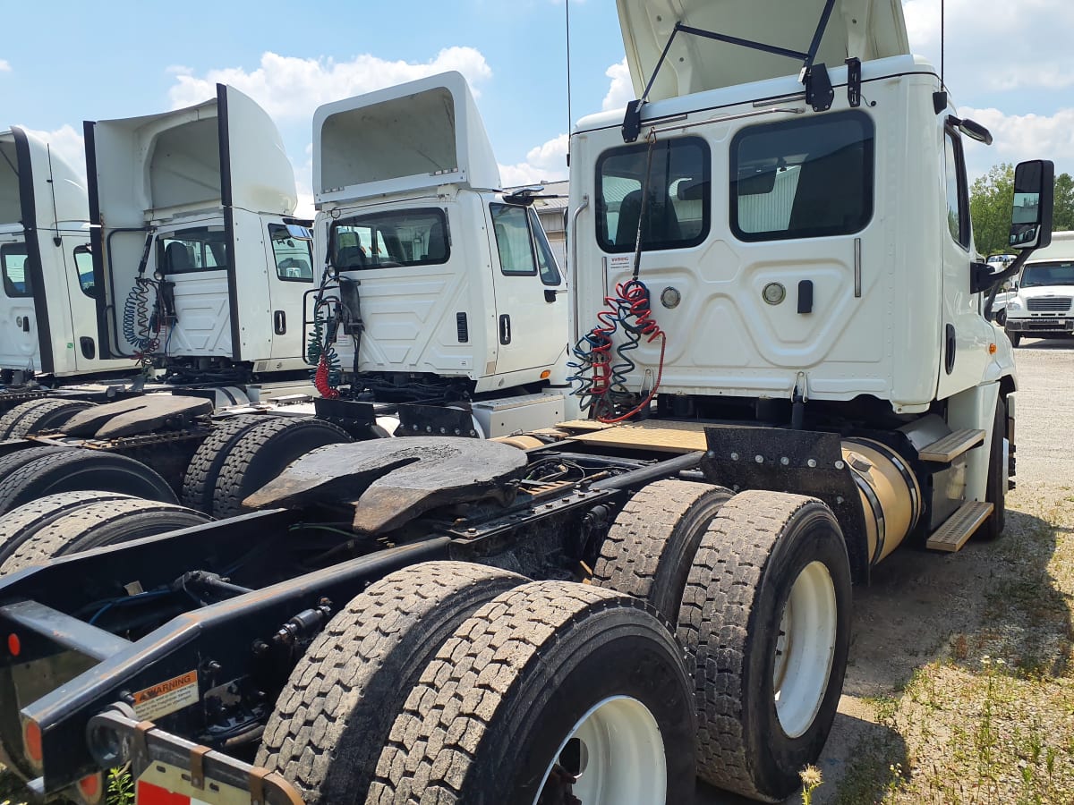 2018 Freightliner/Mercedes CASCADIA 125 685193