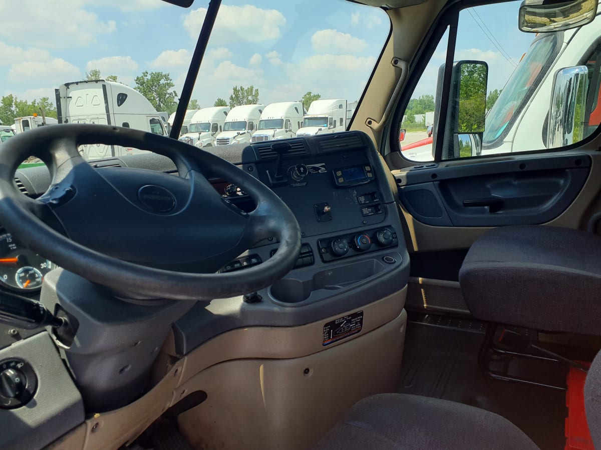 2018 Freightliner/Mercedes CASCADIA 125 685193