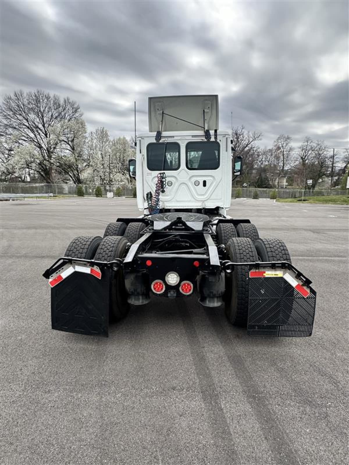 2018 Freightliner/Mercedes CASCADIA 125 685208