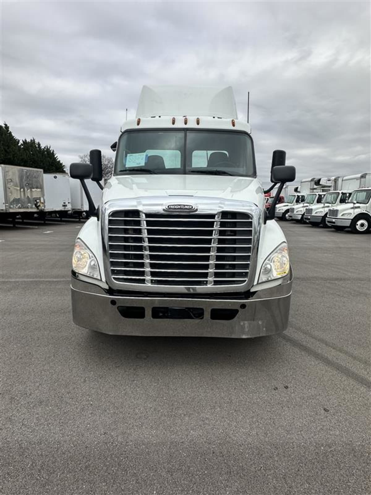 2018 Freightliner/Mercedes CASCADIA 125 685208