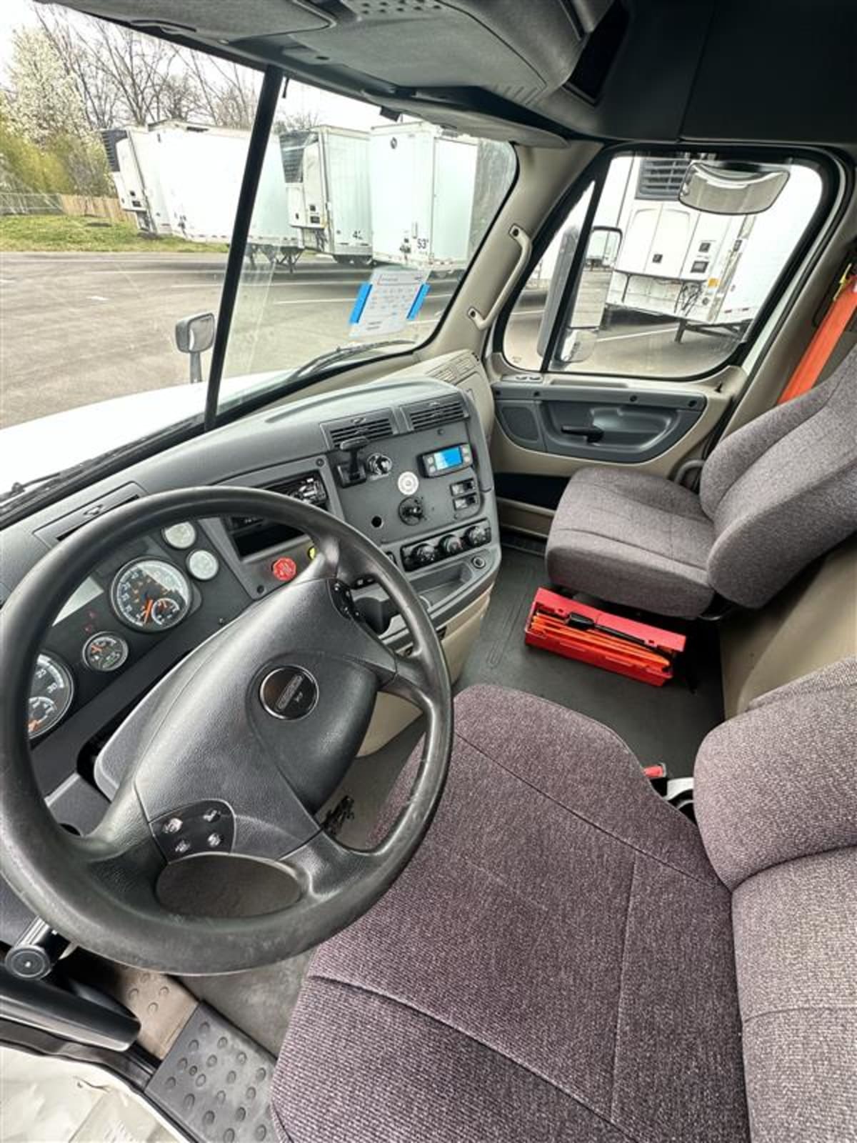 2018 Freightliner/Mercedes CASCADIA 125 685208