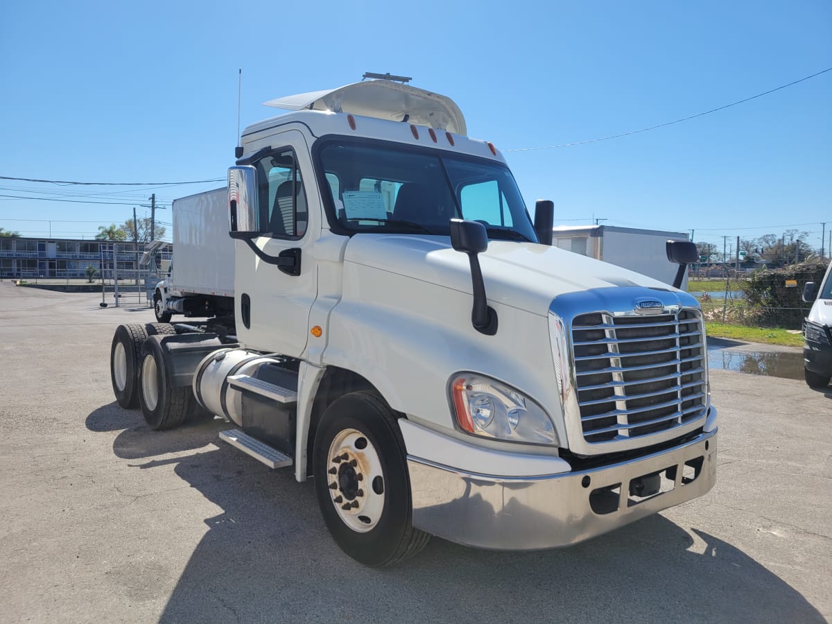 2018 Freightliner/Mercedes CASCADIA 125 685209