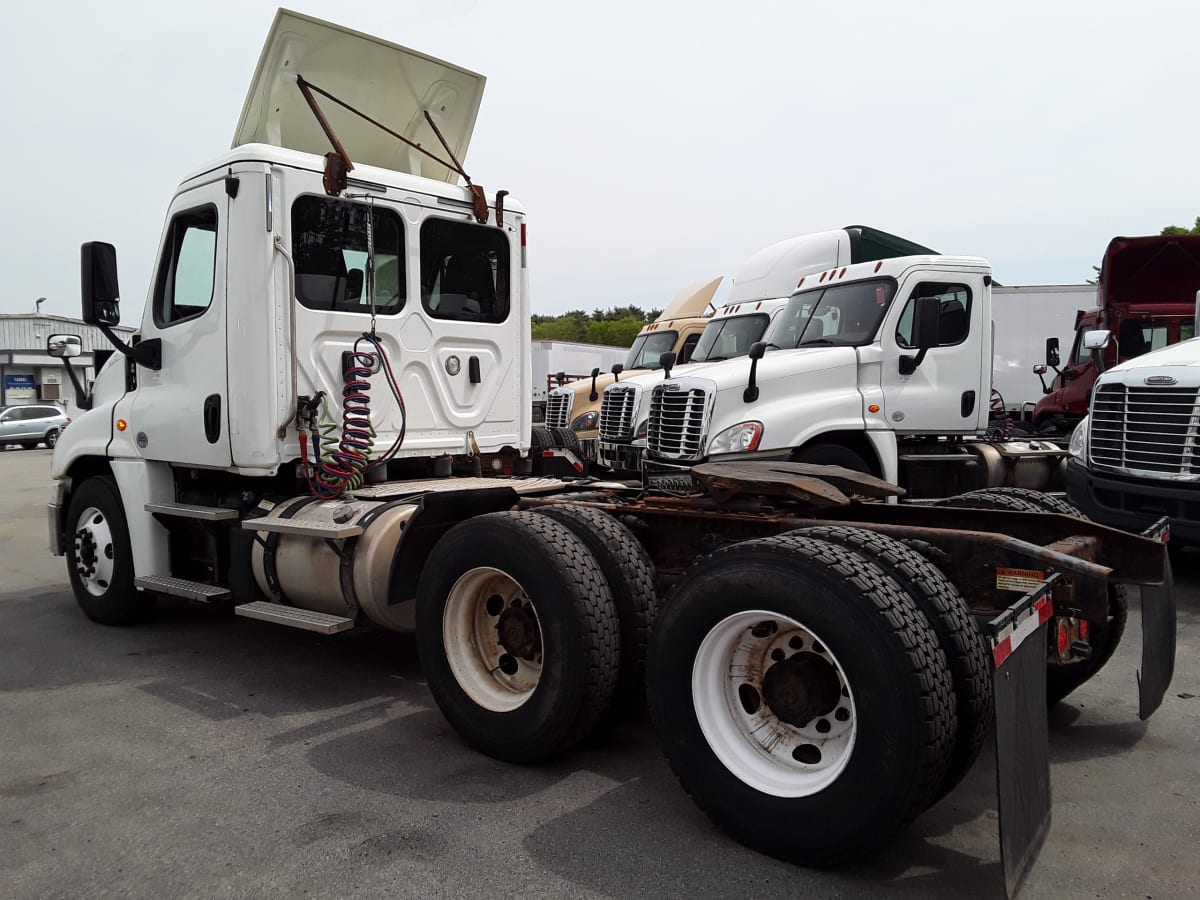 2018 Freightliner/Mercedes CASCADIA 125 685213