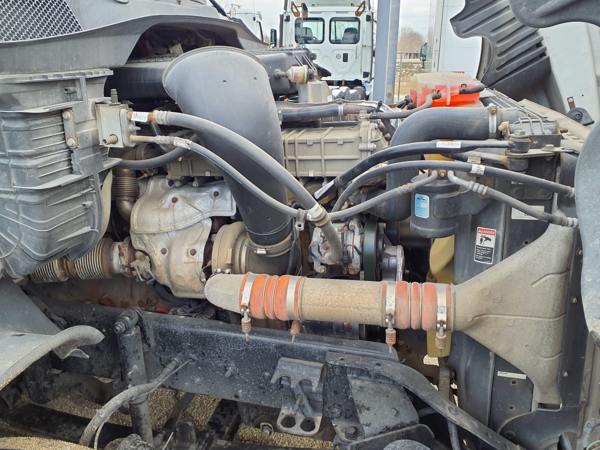 2018 Freightliner/Mercedes CASCADIA 125 685220