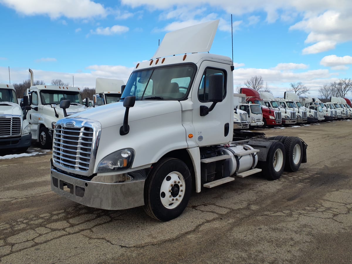 2018 Freightliner/Mercedes CASCADIA 125 685220