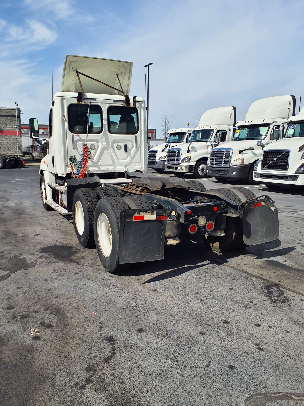 2018 Freightliner/Mercedes CASCADIA 125 685221