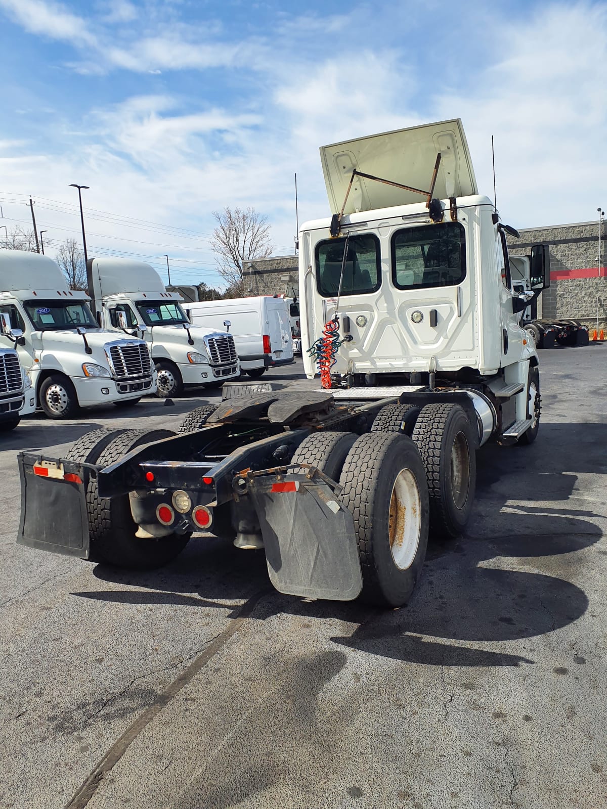 2018 Freightliner/Mercedes CASCADIA 125 685221