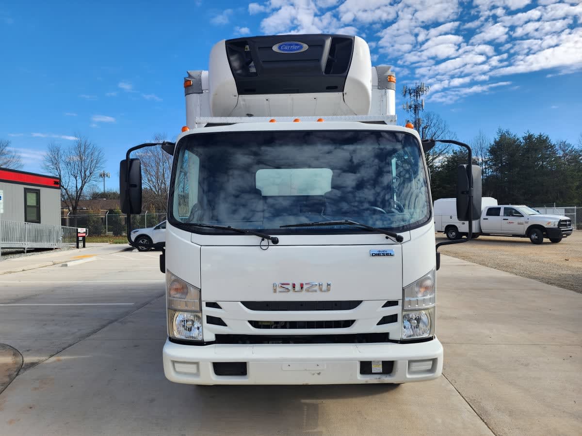 2017 Isuzu - image 2