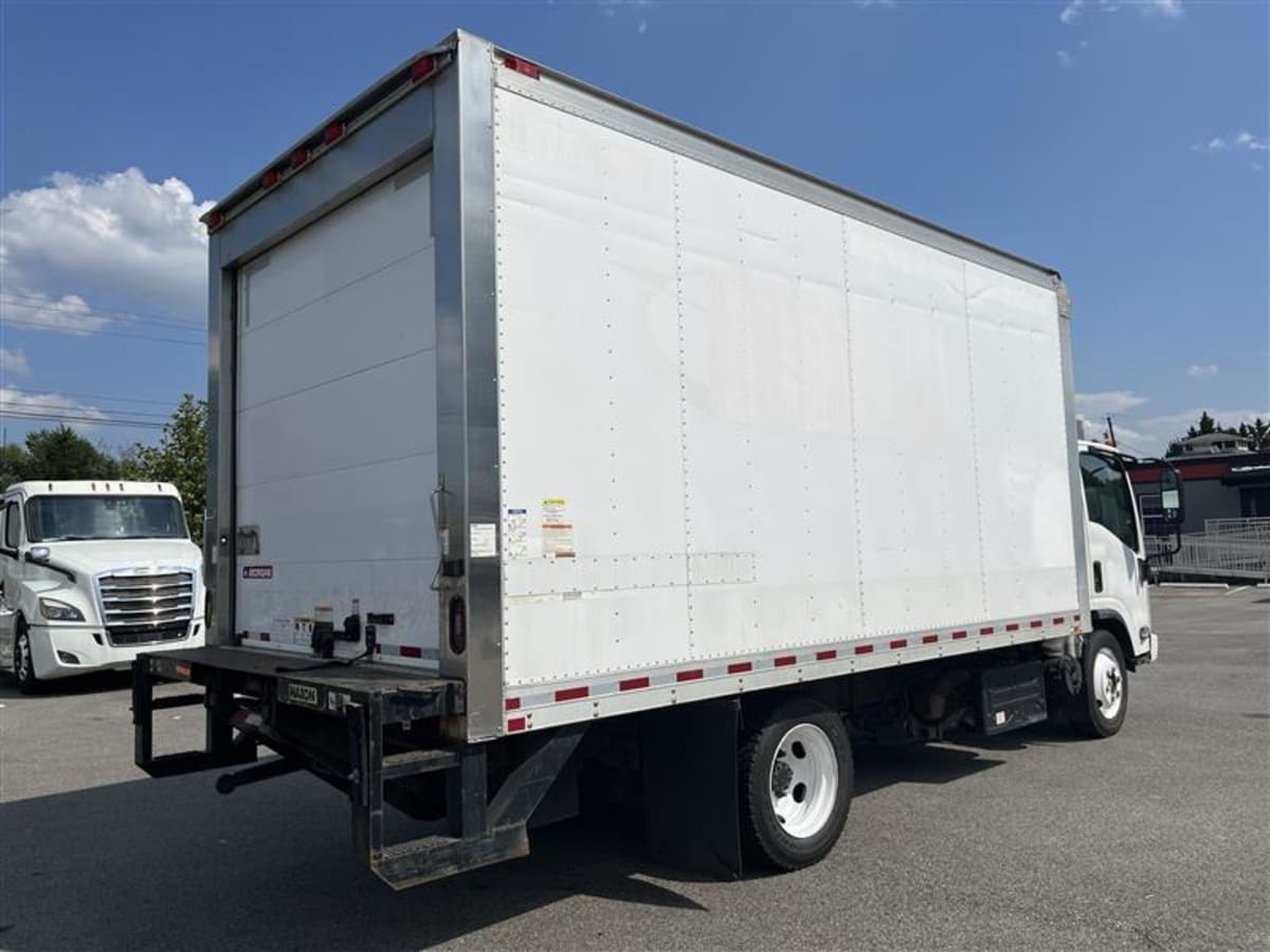2017 Isuzu NPR 685272