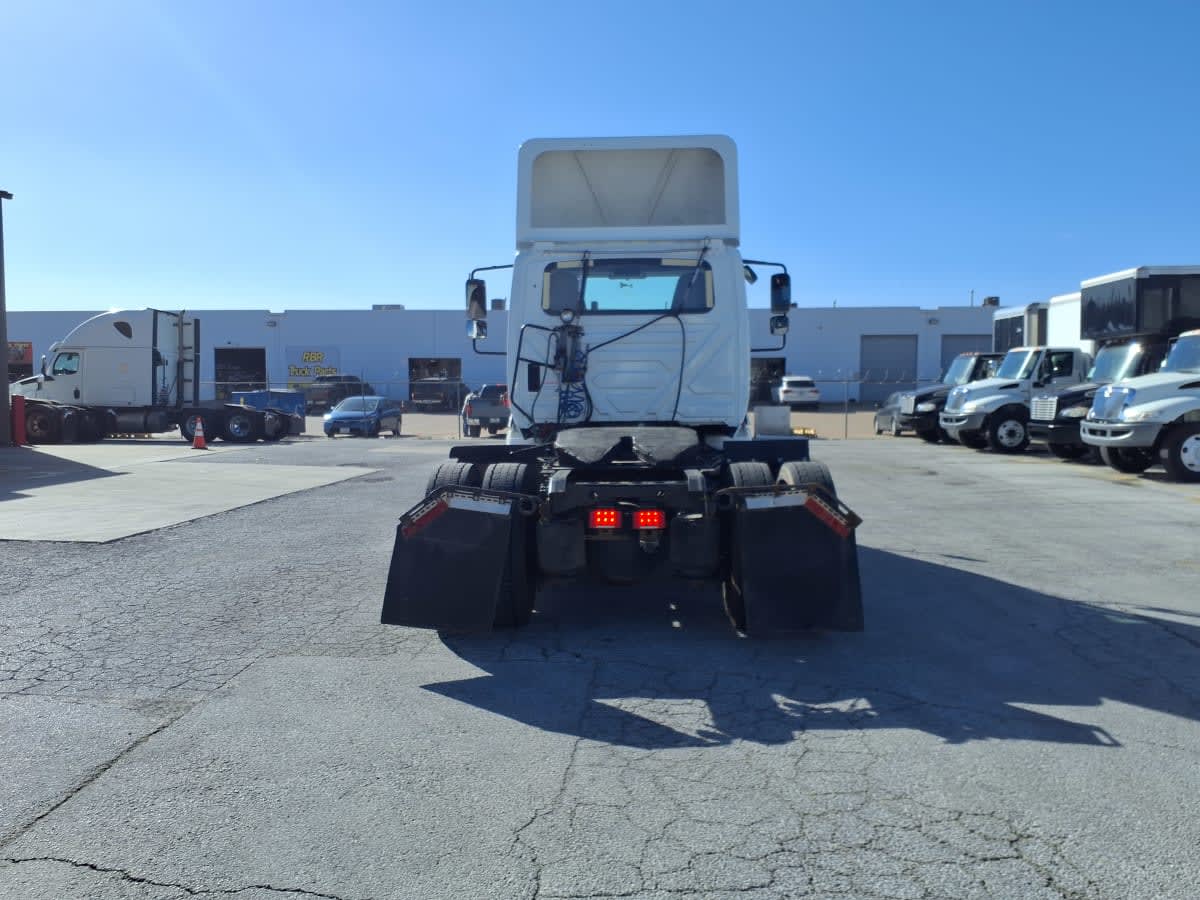 2018 International ProStar - image 5