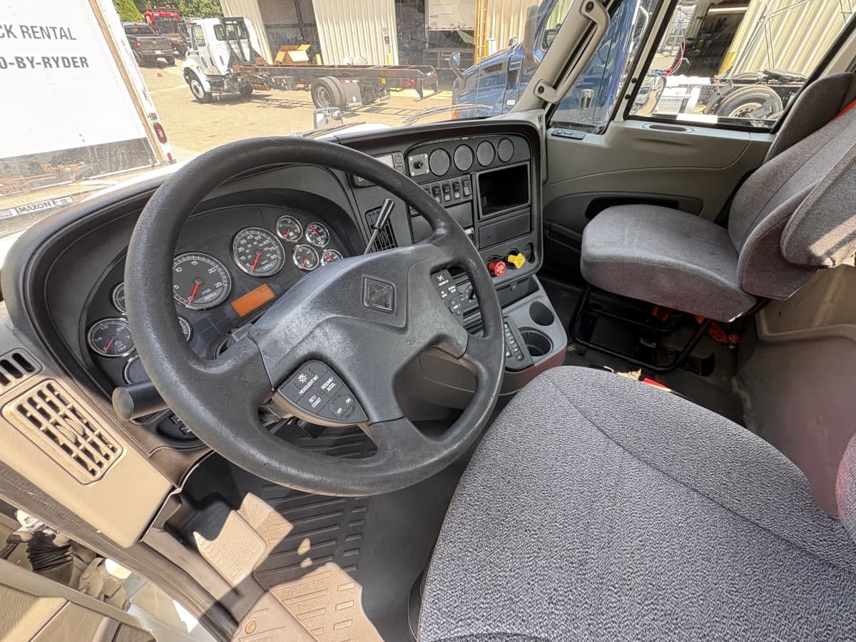 2018 International ProStar in Ashland, VA — photo 7